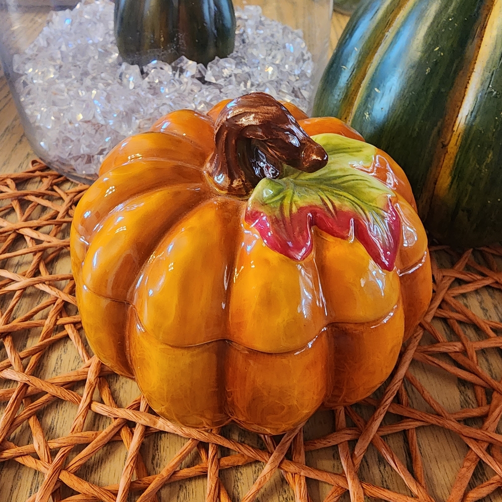 Pier 1 Pumpkin Ceramic Bowl With Lid
